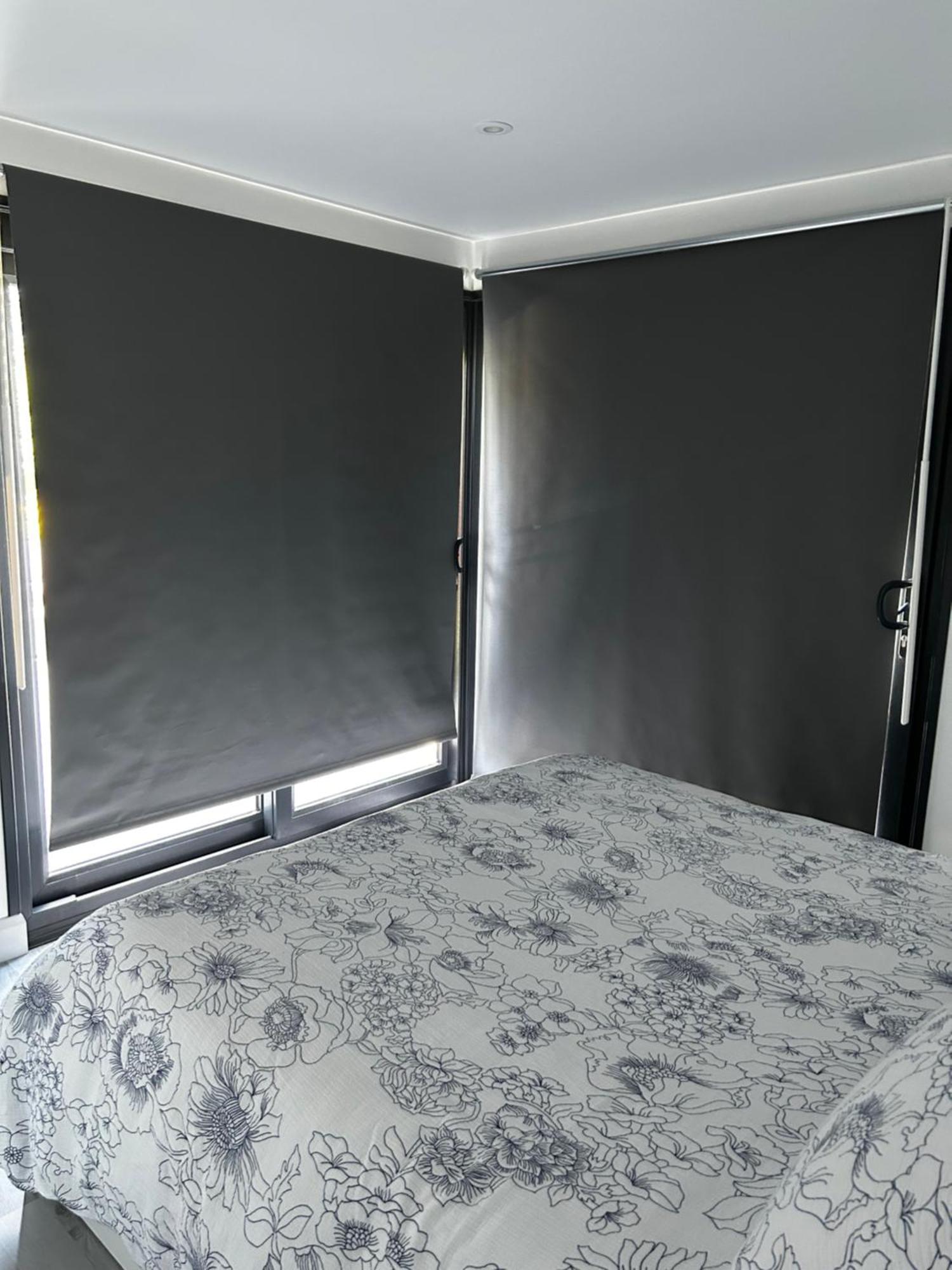 Whispering Waves Guest House, Brighton-8 Mins, Guests 4, Near Beachfront, Free Parking Wifi And Kitchen Peacehaven Exterior foto